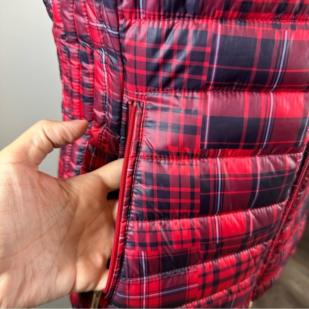 Tommy Hilfiger Red Plaid Packable Lightweight Puffer Vest Size S - Picture 4 of 13